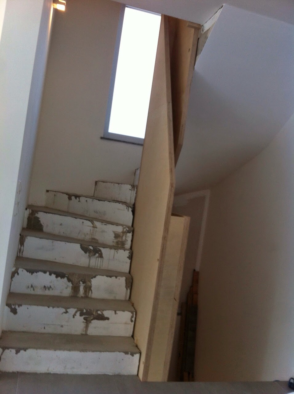 BETON CIRE Oberflächen in BETON LOOK: TREPPENBESCHICHTUNG SELBST